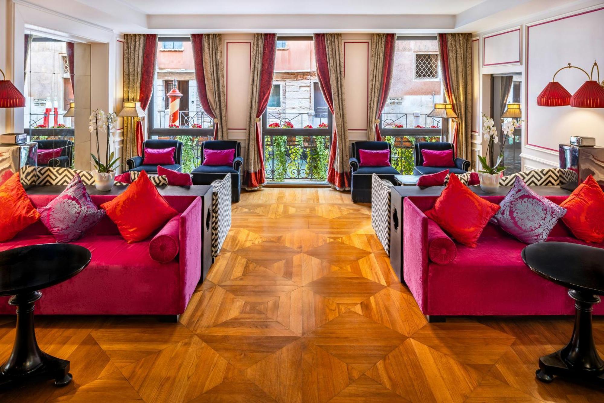 2 Smart Family-Friendly Hotels In Venice City Centre Worth Booking