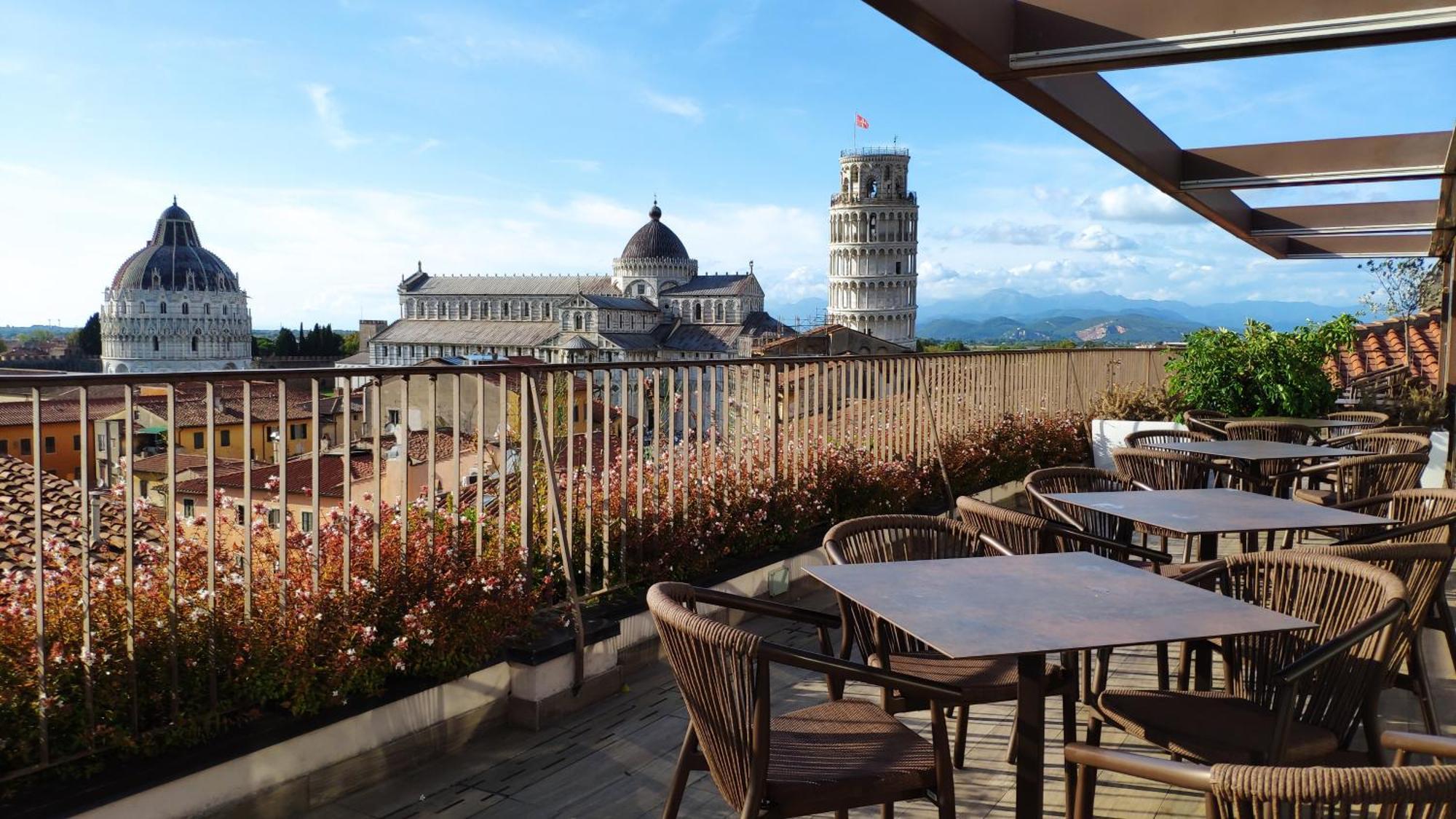 2 Romantic Hotels in Pisa City Centre That Deliver