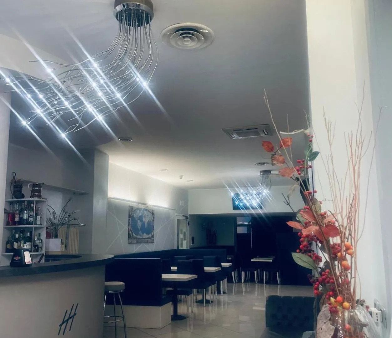 5 Bologna Airport Hotels Near Piazza Maggiore Worth Booking