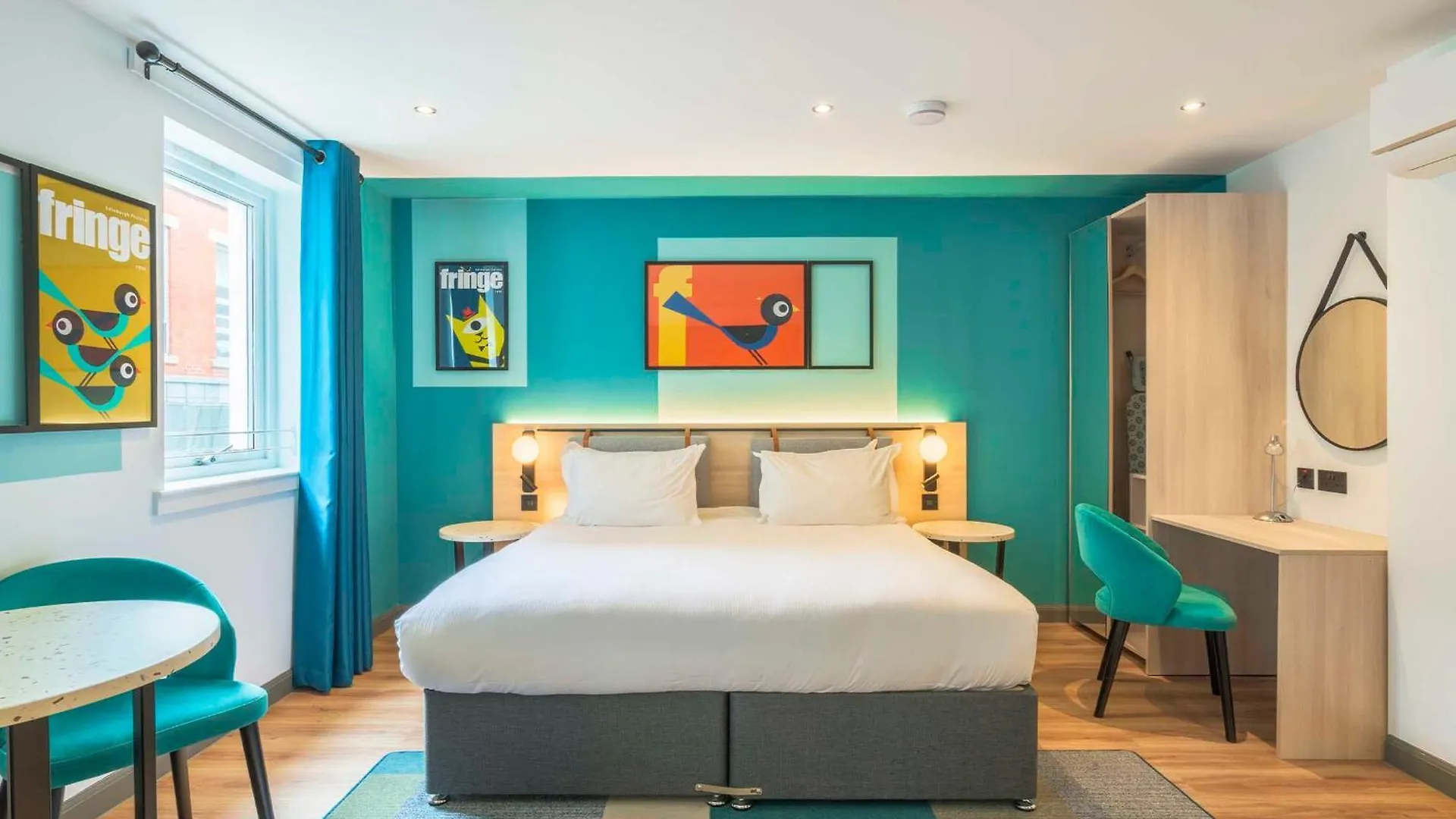 4 Top-Rated 4-Star Hotels In Old Town Edinburgh
