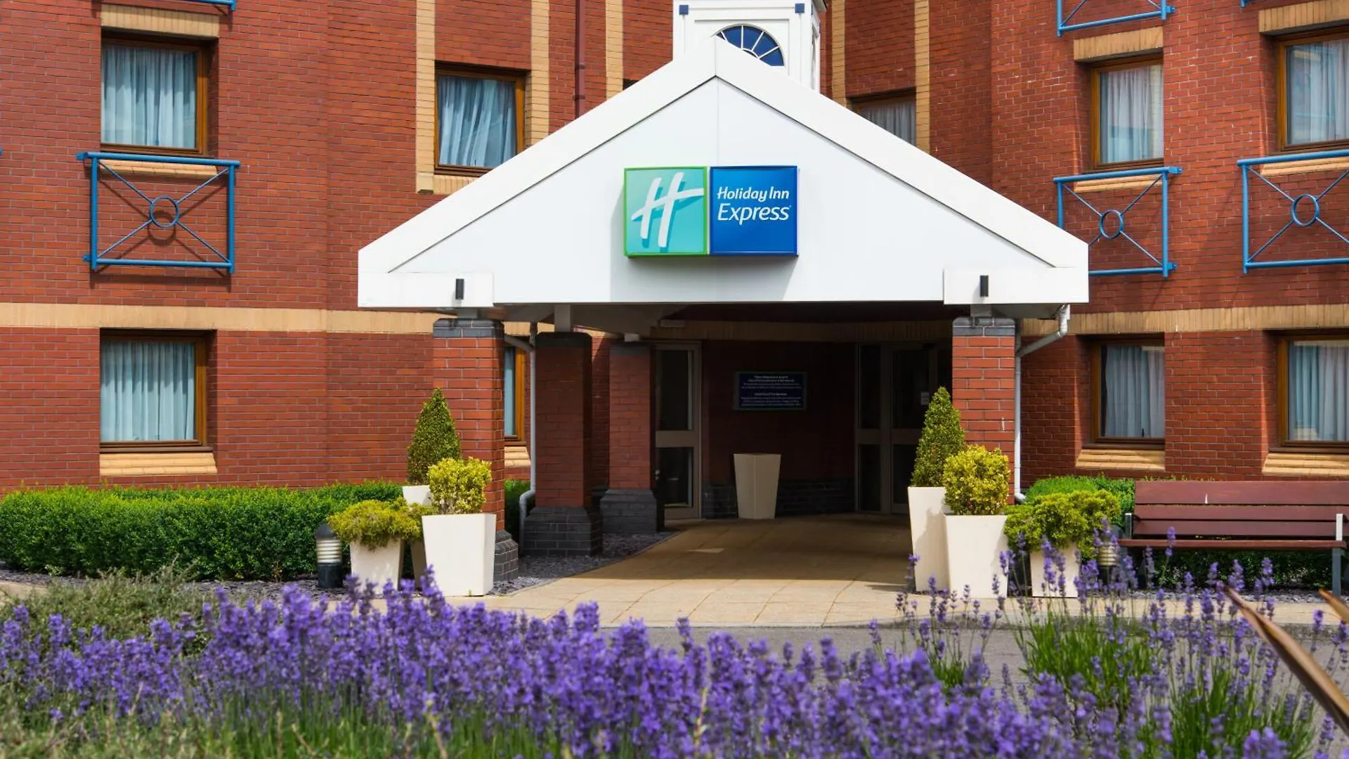 Where to Stay Near BBC Bristol: 6 Family-Friendly Hotels