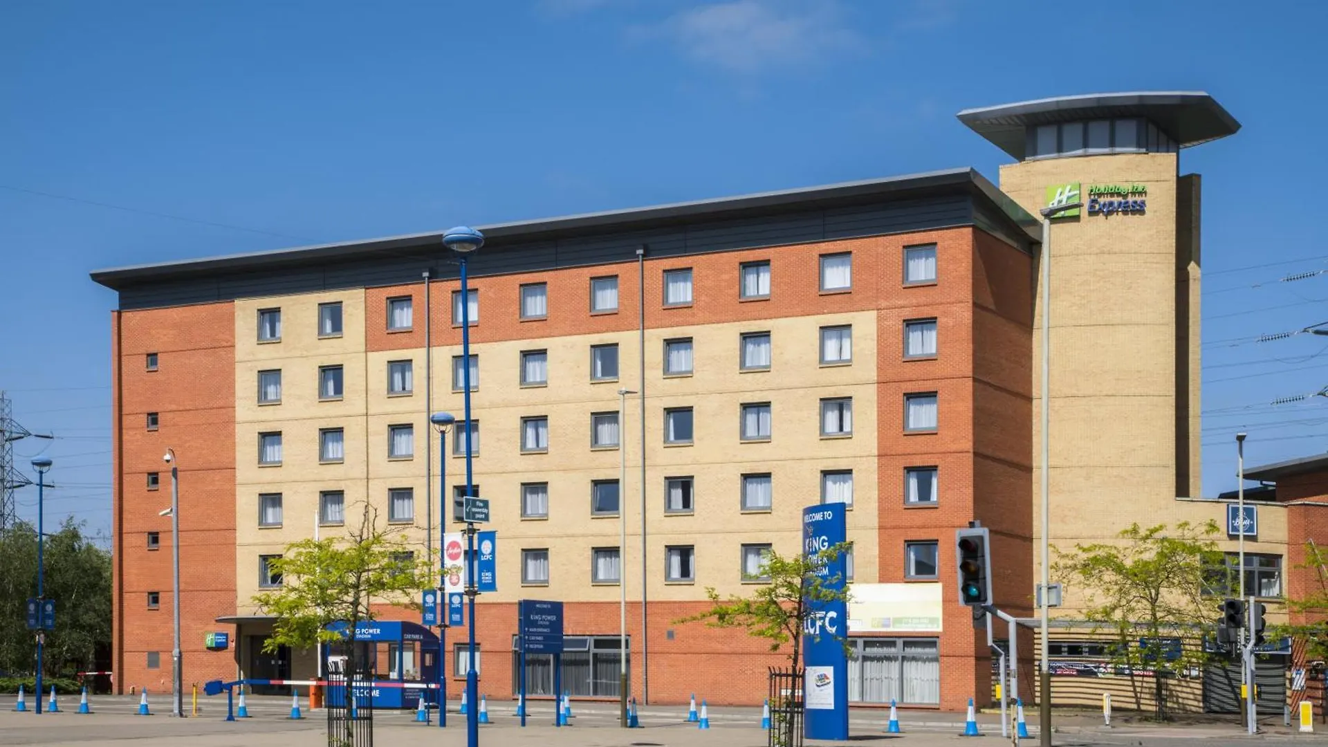 4 Design Hotels Near Bradgate Park Worth Booking