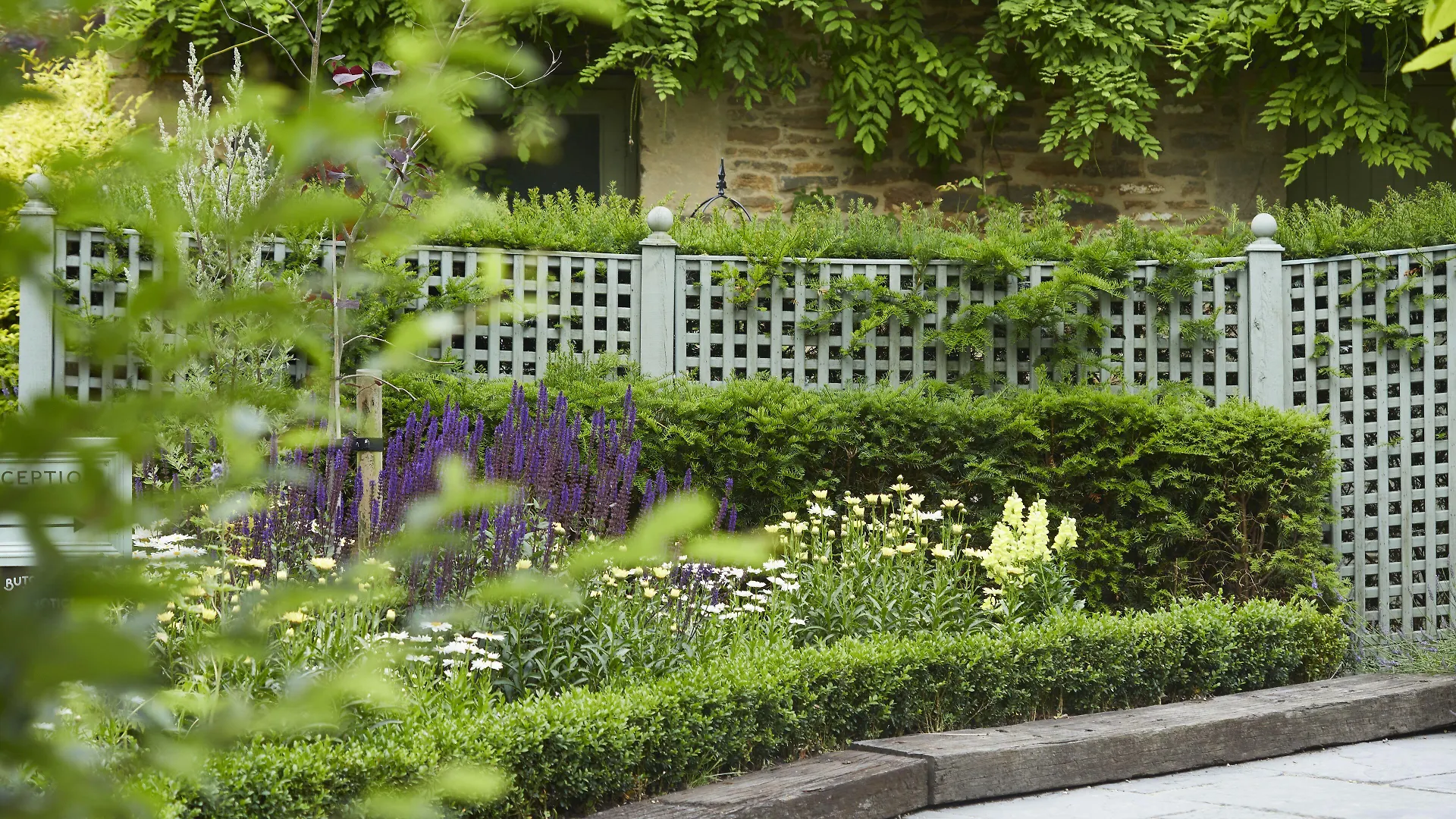 4 Smart Family Hotels Near Chippenham Museum Worth Booking