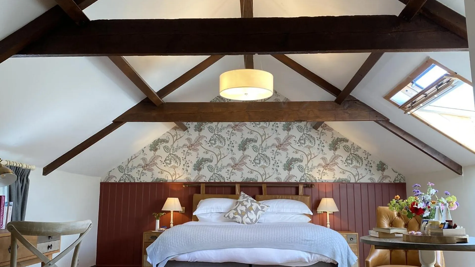 Staying in Dorset: 6 Family-Friendly Hotels Compared
