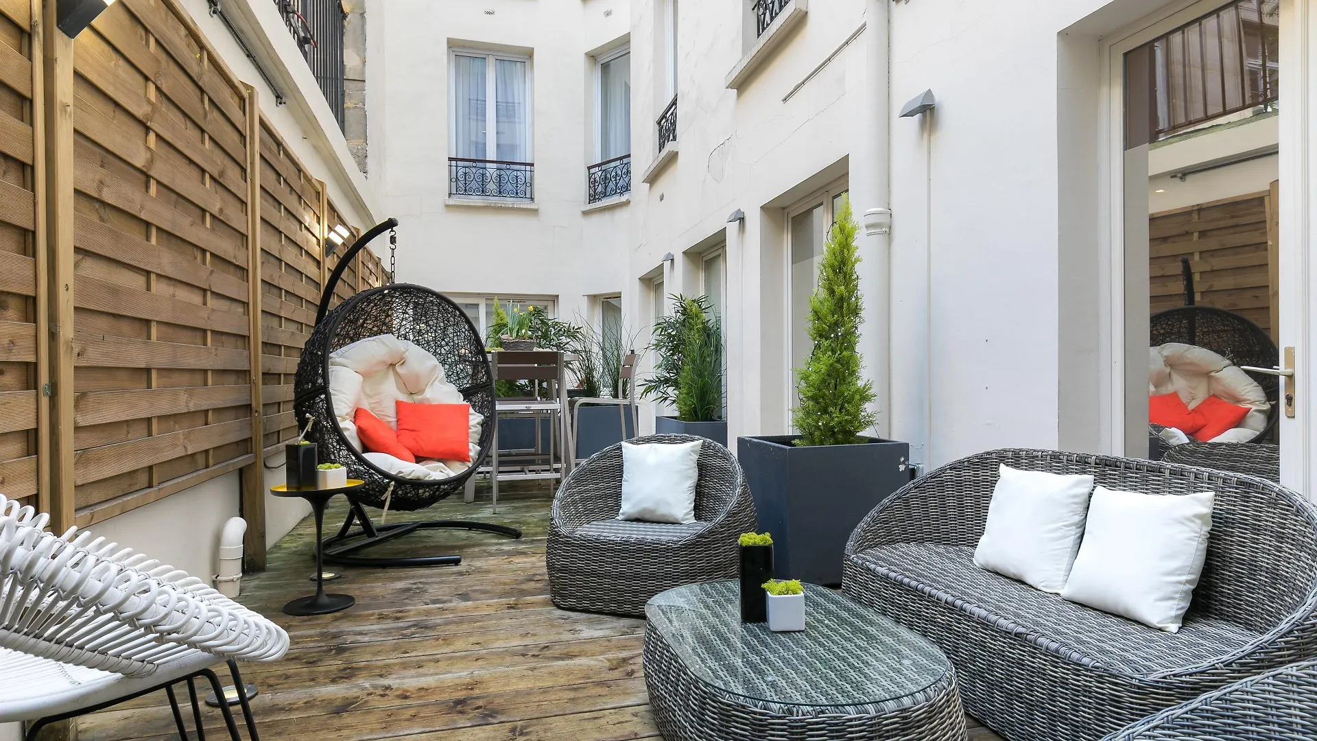 Where to Stay With Kids: 9 Family Hotels in Paris 10th Arr.