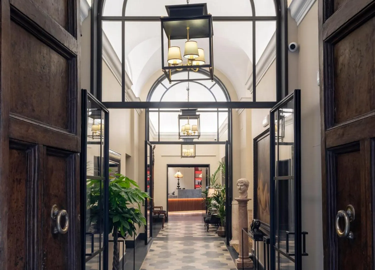 5 Business Hotels In Via del Corso That Stand Out