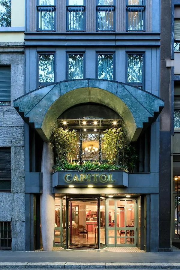 Staying in Hamburg Altstadt: 4 Romantic Hotels Compared