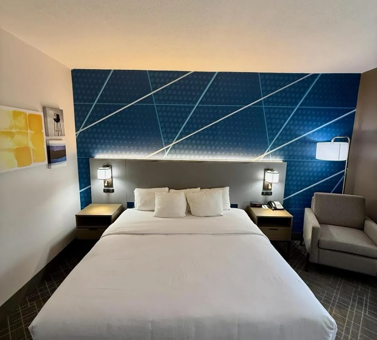9 Smart Business Hotels in Love Field Dallas Worth Booking