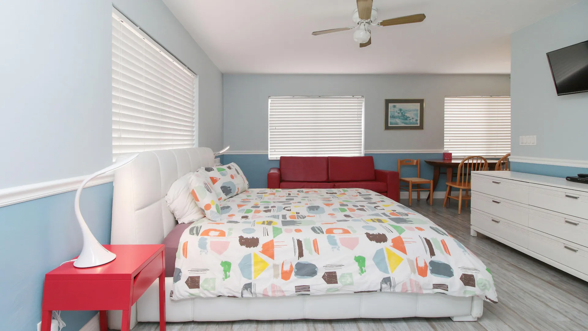 Staying in Hollywood Beach: 7 Beach Hotels Compared