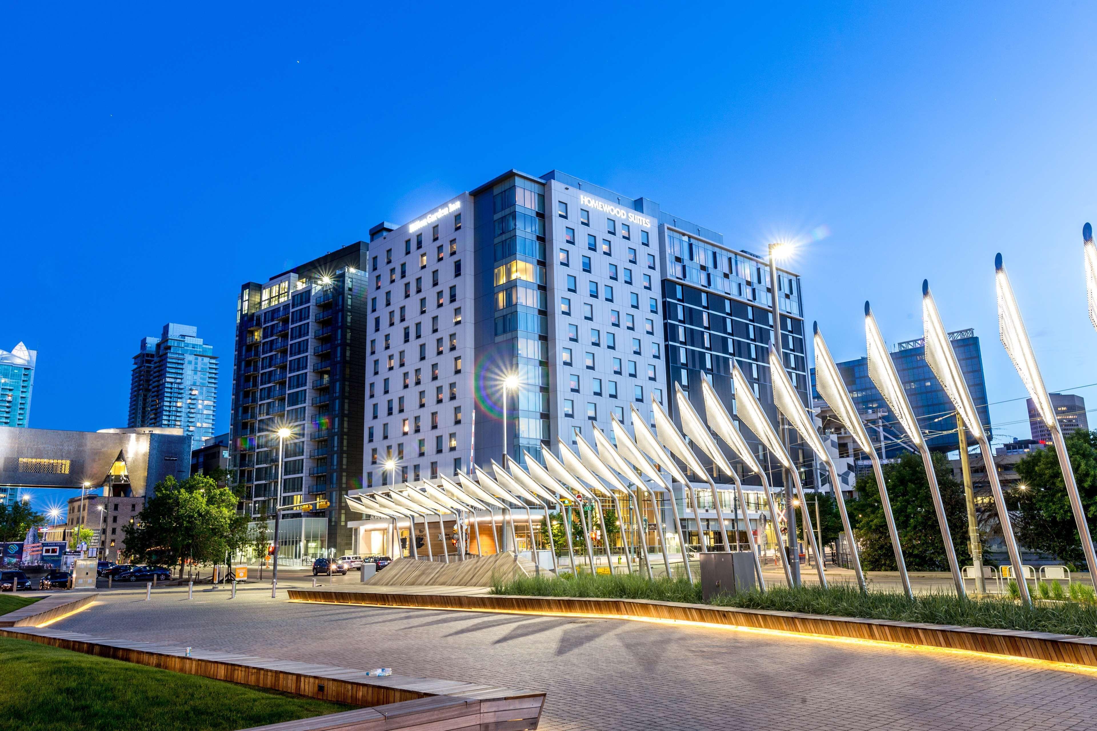 Where to Stay in Downtown Calgary: 3 Top Airport Hotels