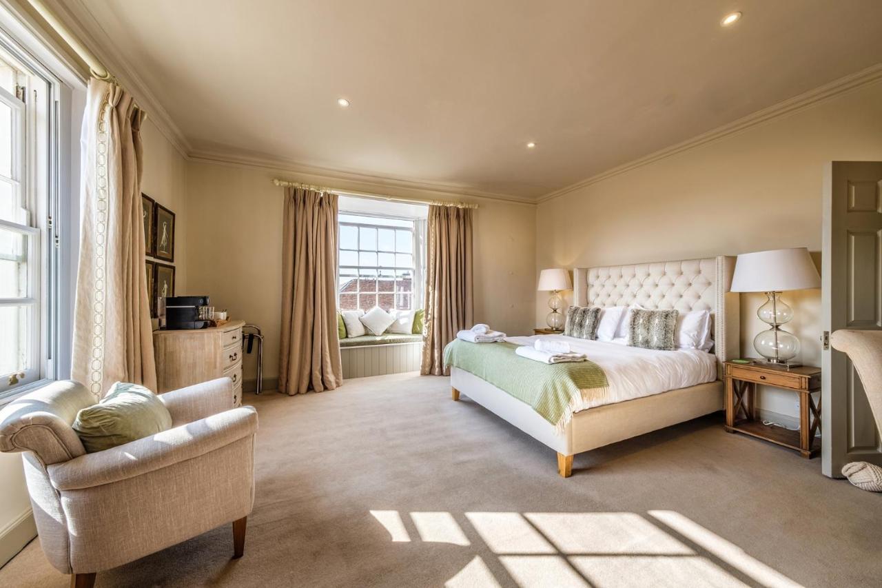 5 Luxury Hotels in Suffolk Worth Booking Right Now