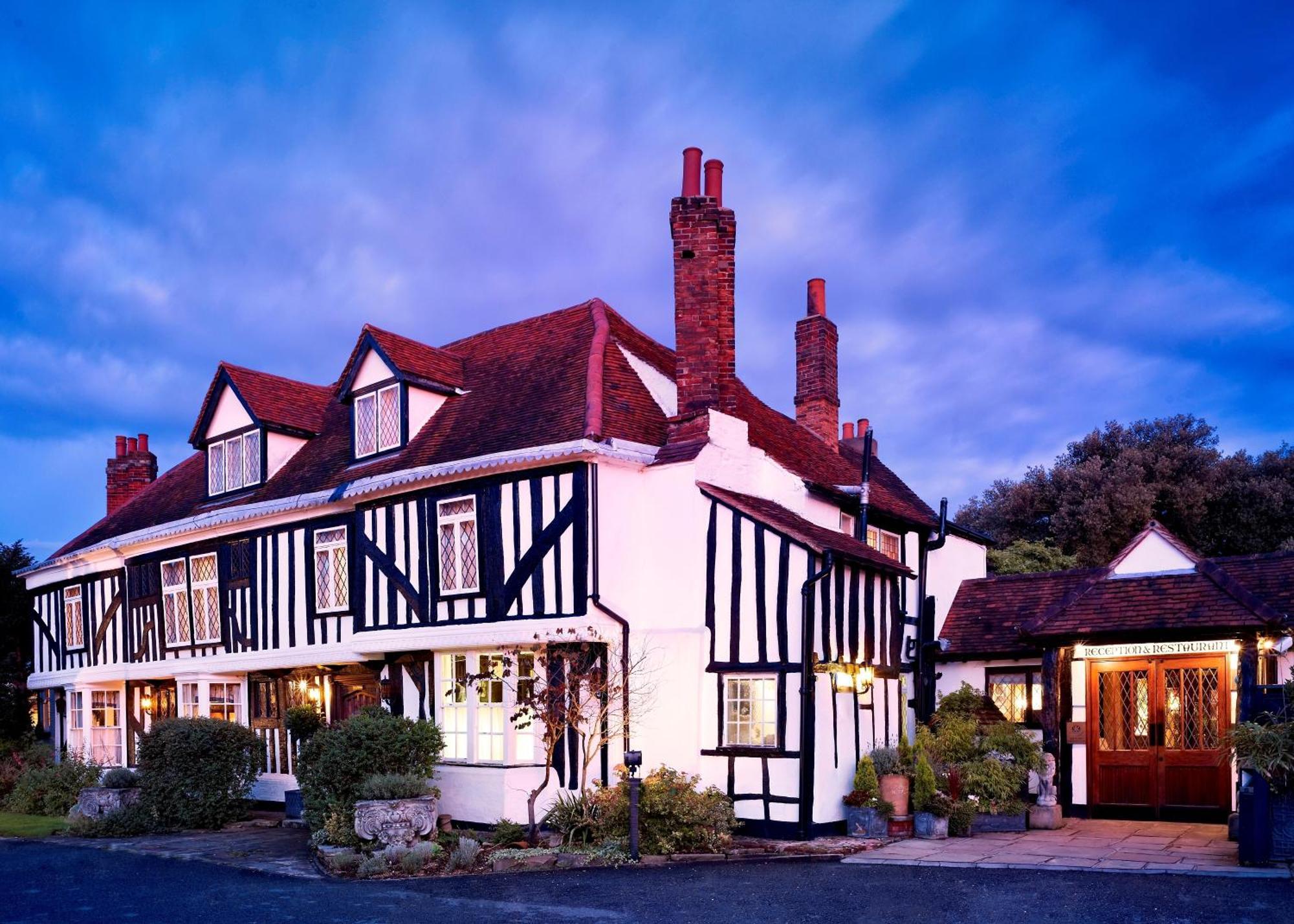 5 Luxury Hotels Near Ingatestone Hall Worth Booking Now