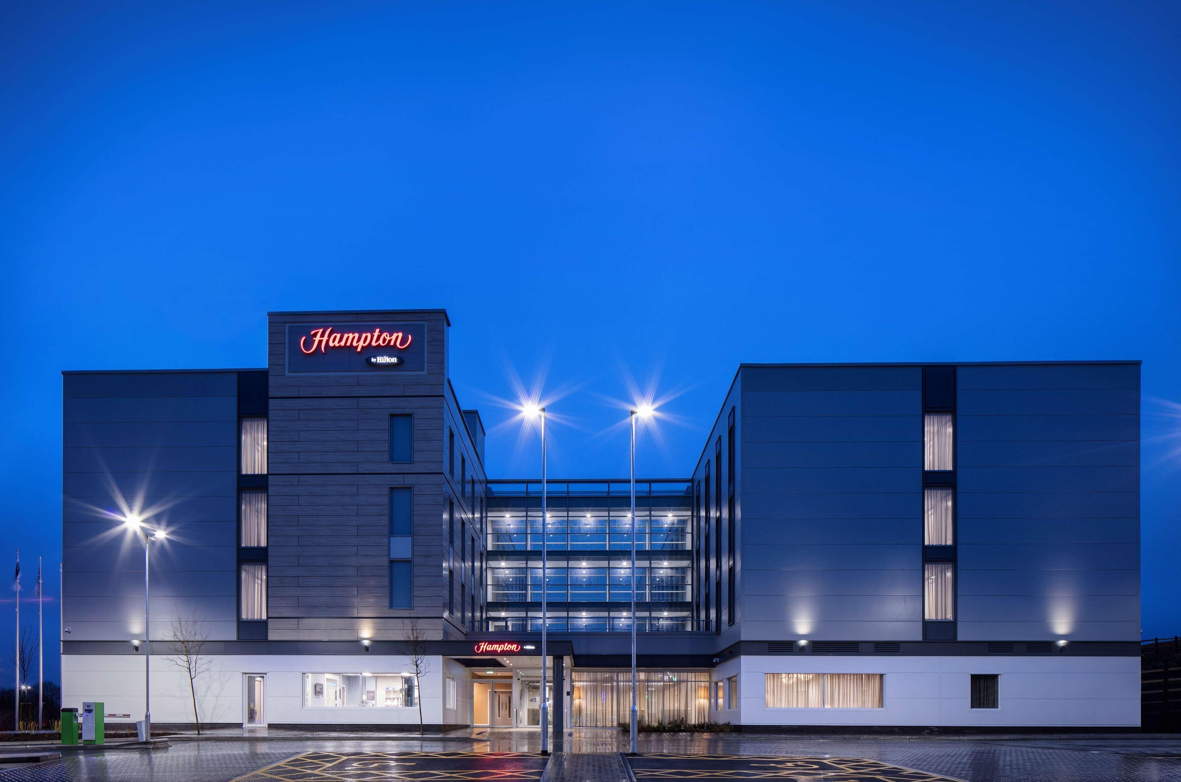 4 Smart Hotels Near Clifton Suspension Bridge Worth Booking