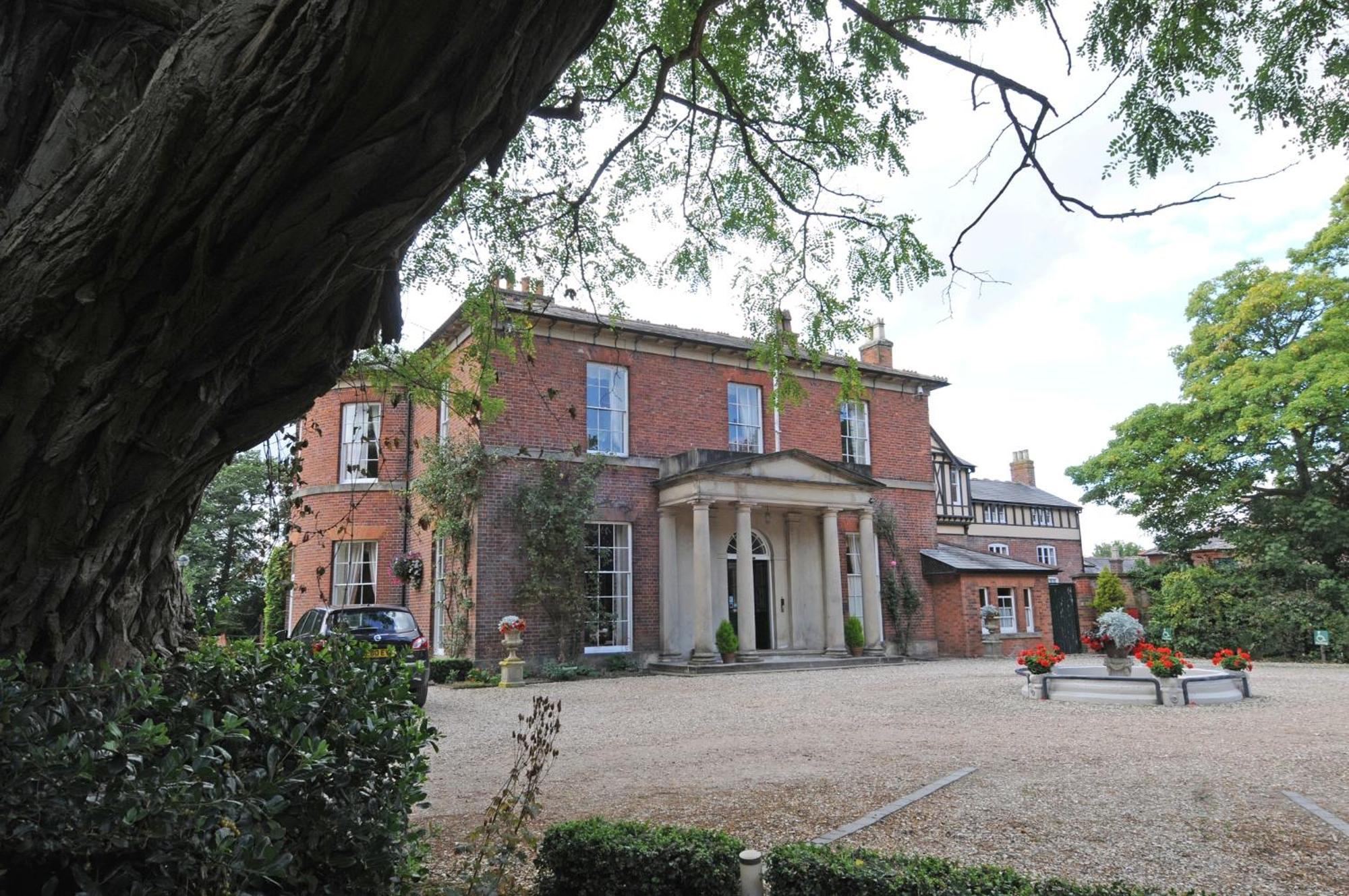 Where to Stay Near Moreton Corbet Castle: 4 Romantic Hotels