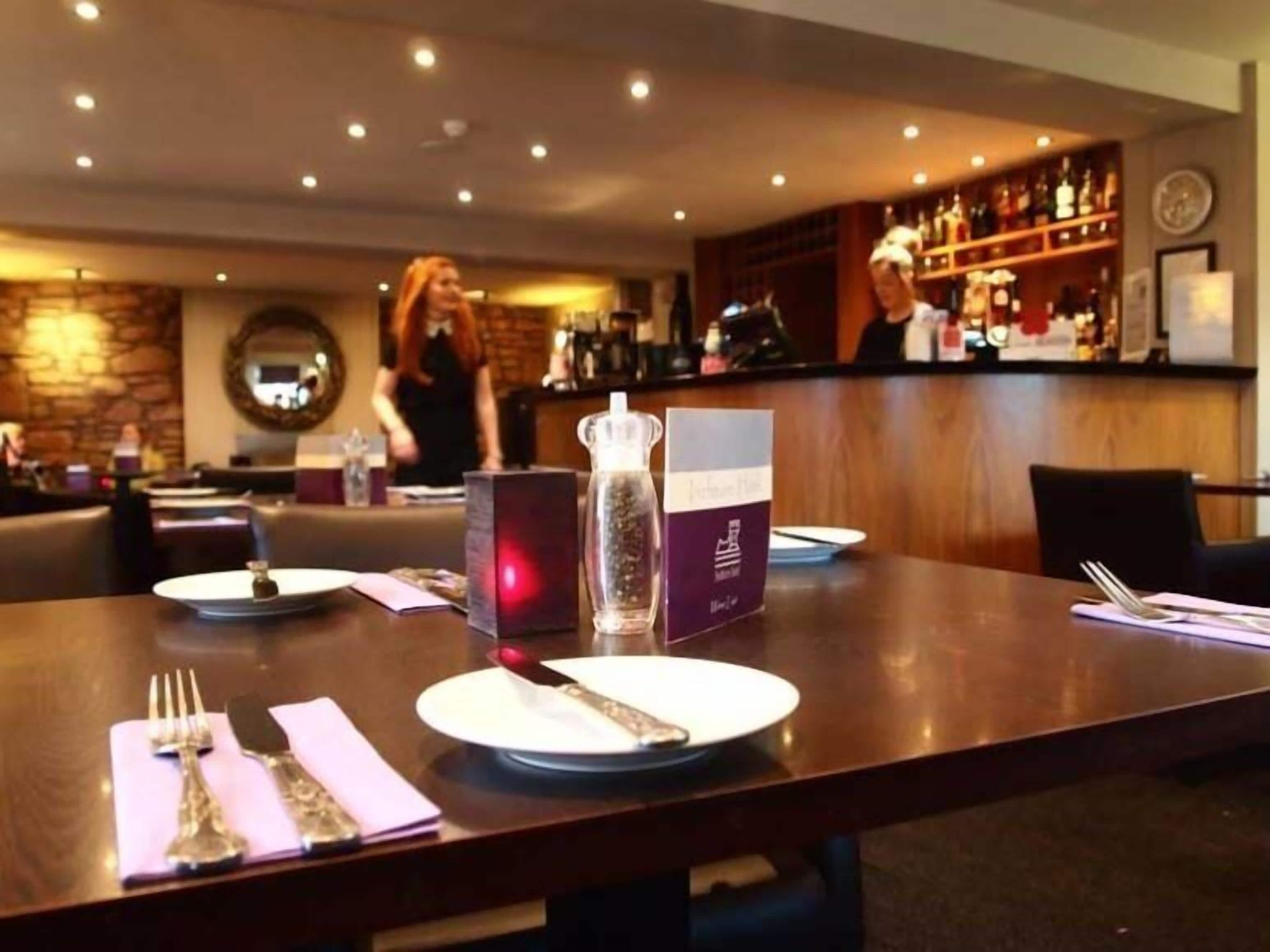 Staying In Dundee: 4 Hotels Compared For Every Budget