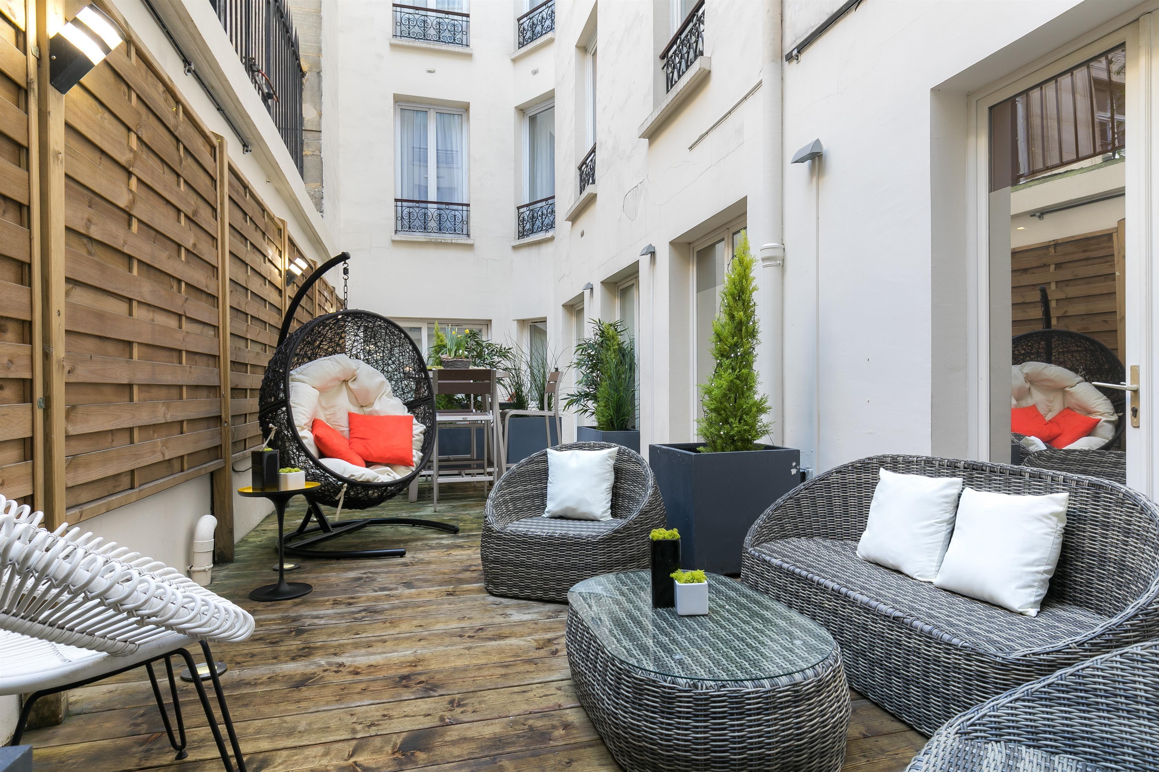 Where to Stay With Kids: 9 Family Hotels in Paris 10th Arr.
