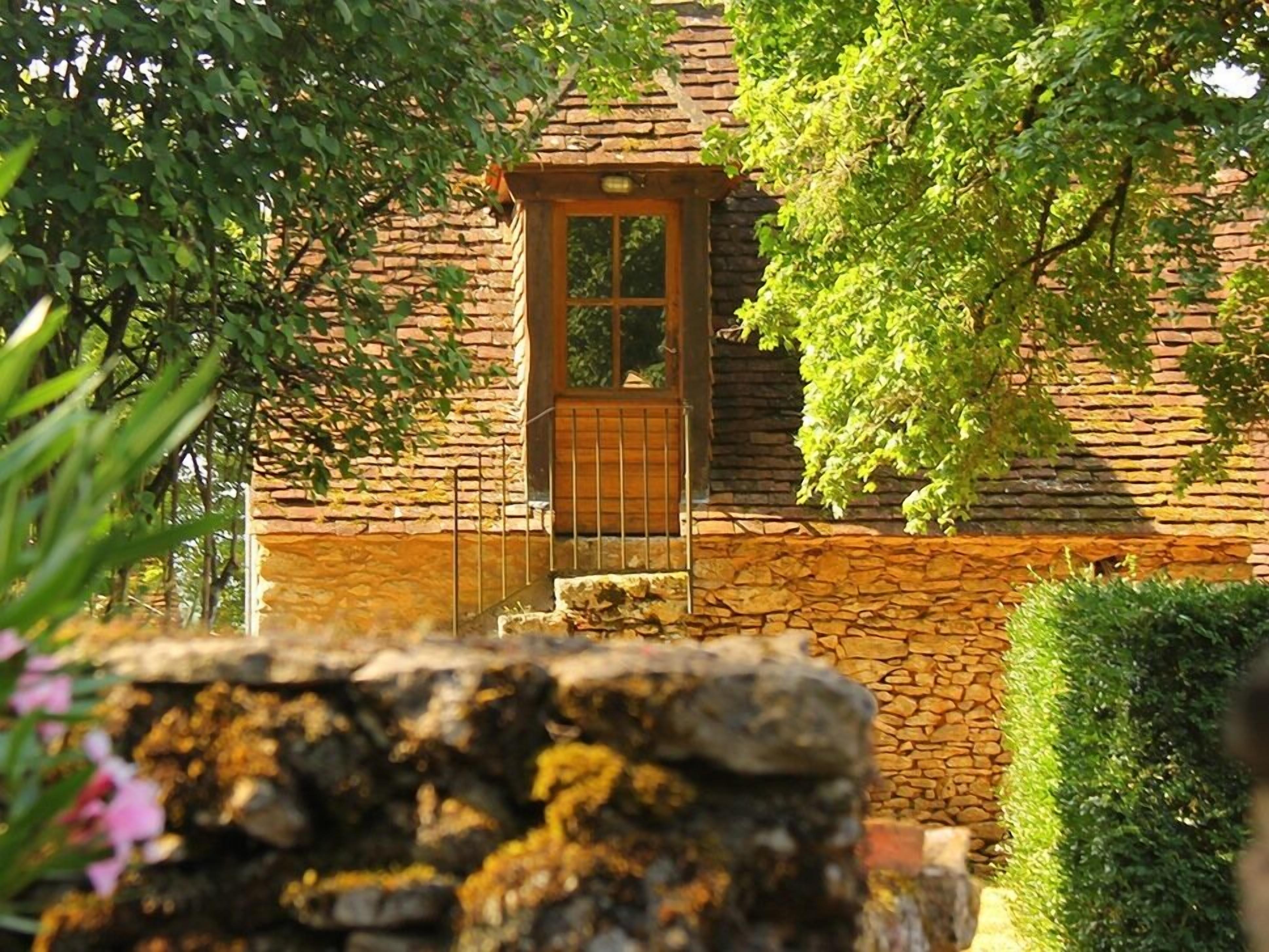 4 Central Hotels Near Thomas Pouls Worth Booking in Dordogne