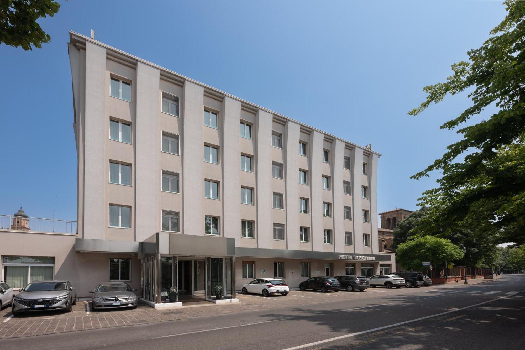 Staying in Parma City Centre: 4 Central Hotels Compared