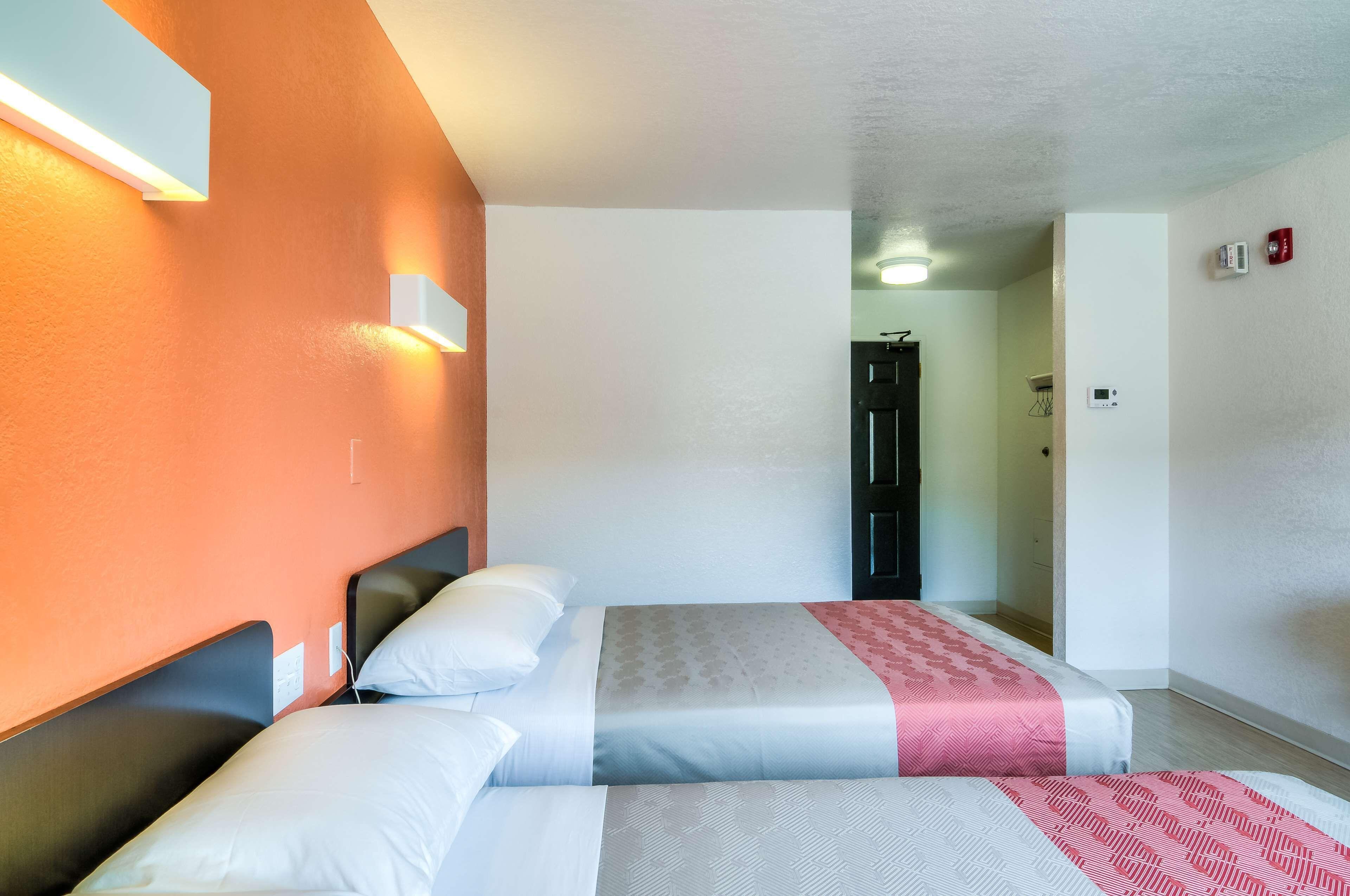 4 Motel 6 Stays Near Robert T Jackson Clearwater Park Worth Booking
